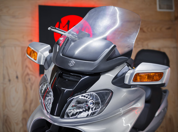 Мотоцикл Suzuki Sky Wave 650 с пробегом 12134 км