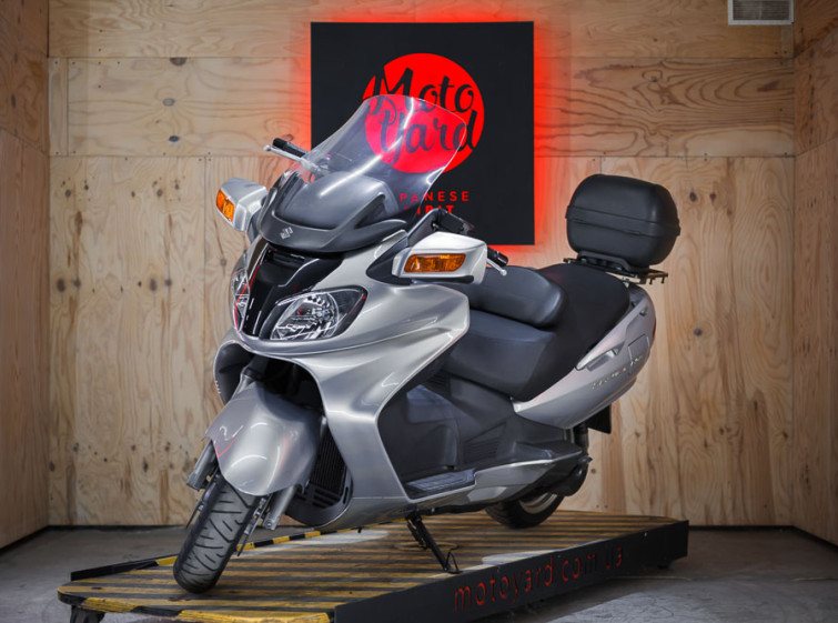Мотоцикл Suzuki Sky Wave 650 с пробегом 12134 км