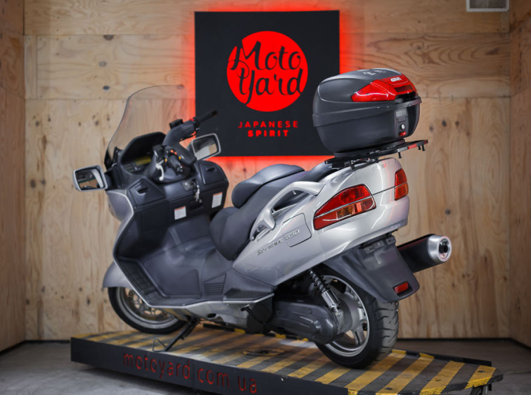 Мотоцикл Suzuki Sky Wave 650 с пробегом 12134 км