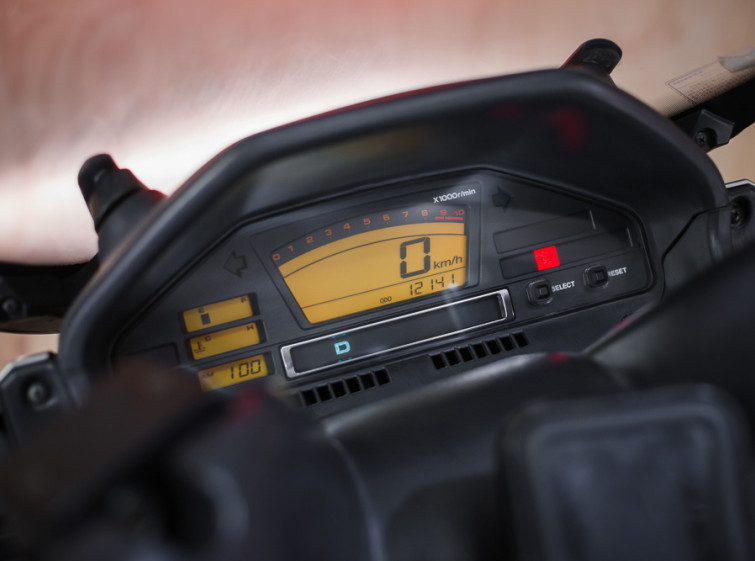 Мотоцикл Suzuki Sky Wave 650 с пробегом 12134 км