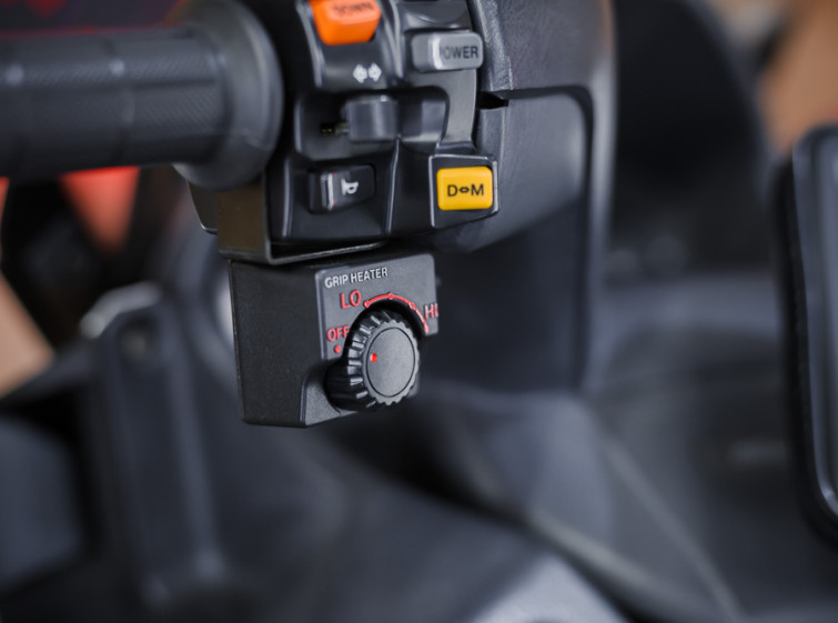 Мотоцикл Suzuki Sky Wave 650 с пробегом 12134 км