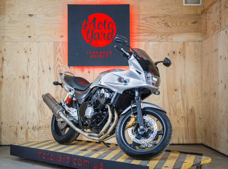 Мотоцикл Honda CB 400 sf super bold`or з пробігом 19344 км