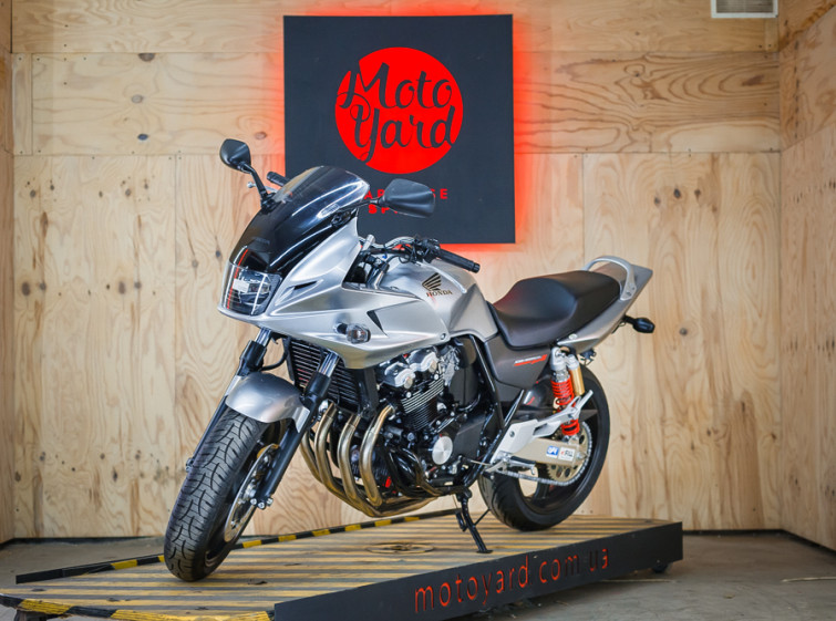 Мотоцикл Honda CB 400 sf super bold`or з пробігом 19344 км