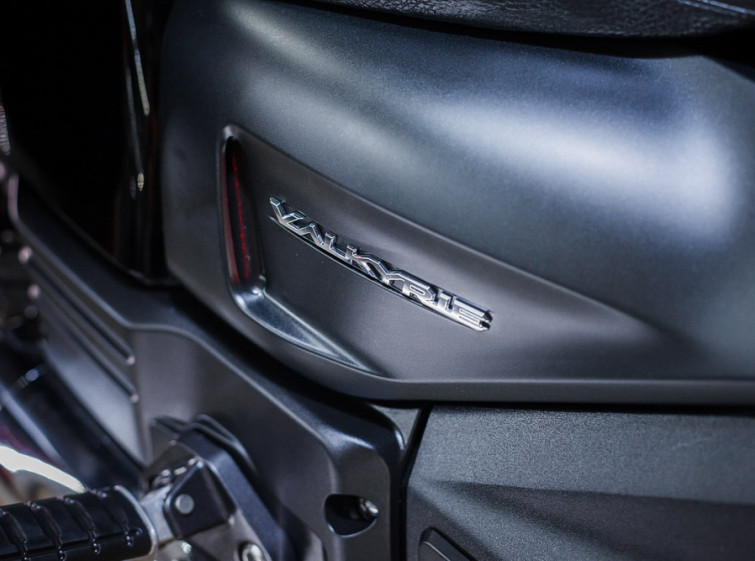 Мотоцикл Honda GL1800 Valkyrie с пробегом 9912 миль