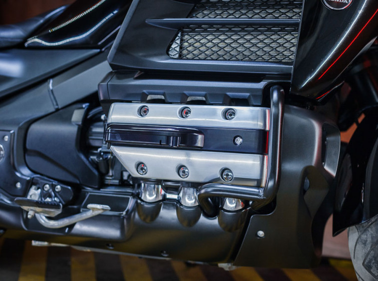 Мотоцикл Honda GL1800 Valkyrie с пробегом 9912 миль