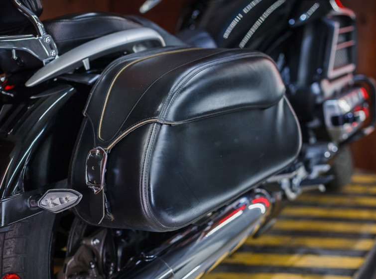 Мотоцикл Honda GL1800 Valkyrie с пробегом 9912 миль