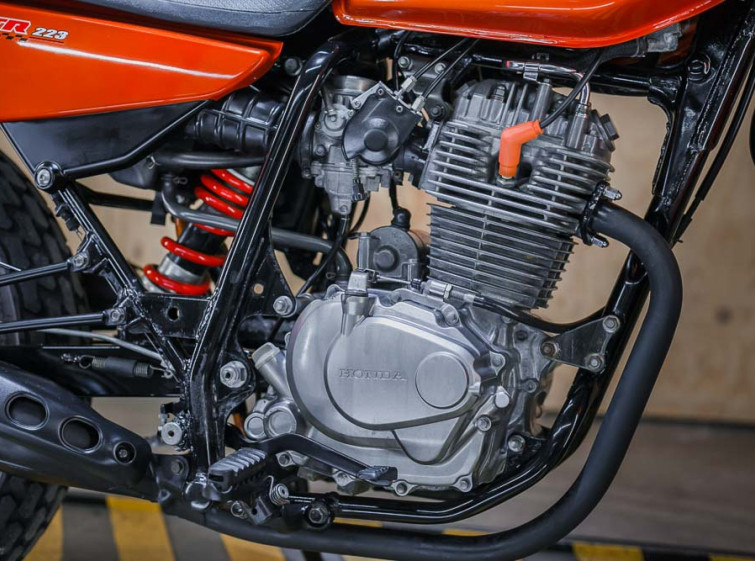 Мотоцикл Honda FTR 223 с пробегом 20648 км