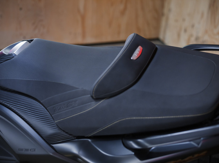 Мотоцикл Yamaha T-Max 530 ABS IRON MAX с пробегом 859 км