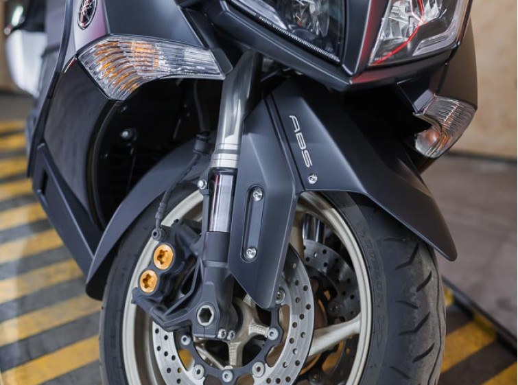 Мотоцикл Yamaha T-Max 530 ABS IRON MAX с пробегом 859 км