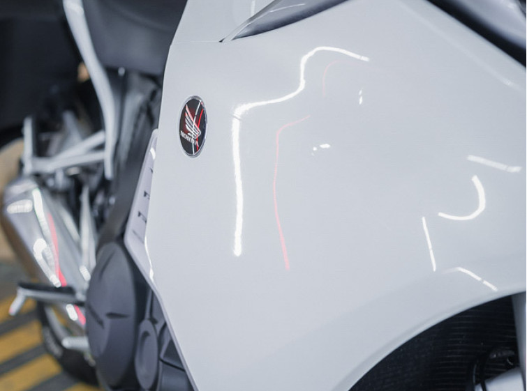 Мотоцикл Honda VFR1200F с пробегом 16646 км