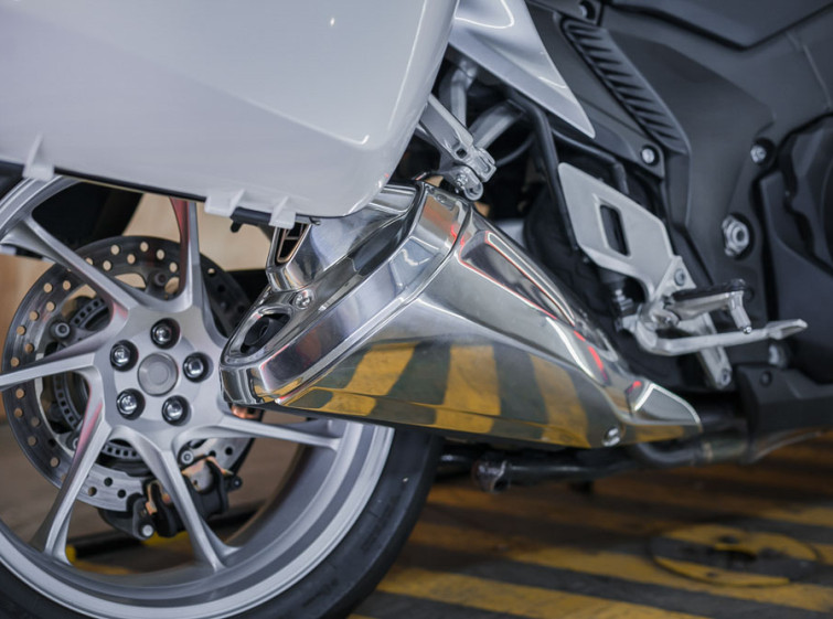 Мотоцикл Honda VFR1200F с пробегом 16646 км