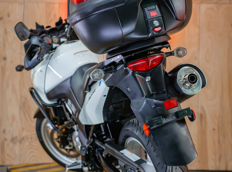 Мотоцикл Suzuki V-Strom 650A с пробегом 16859 км