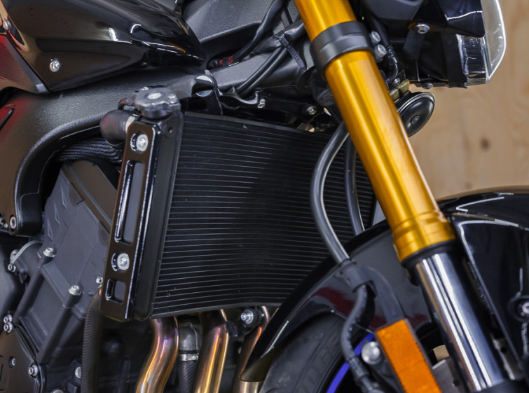 Мотоцикл Yamaha FZ8 с пробегом 7601 км