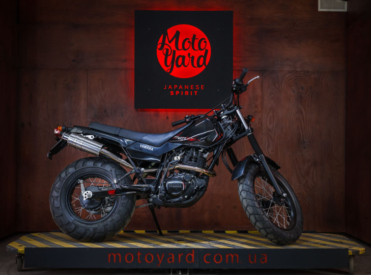 Мотоцикл Yamaha TW 225 с пробегом 225 км