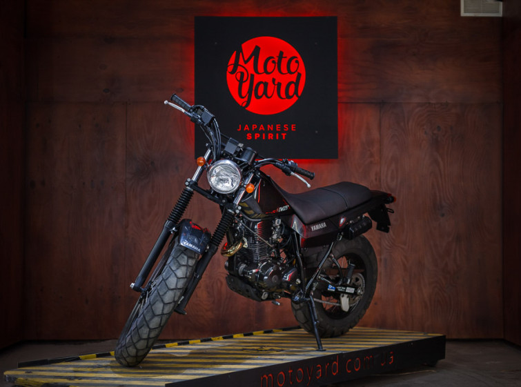 Мотоцикл Yamaha TW 225 с пробегом 225 км