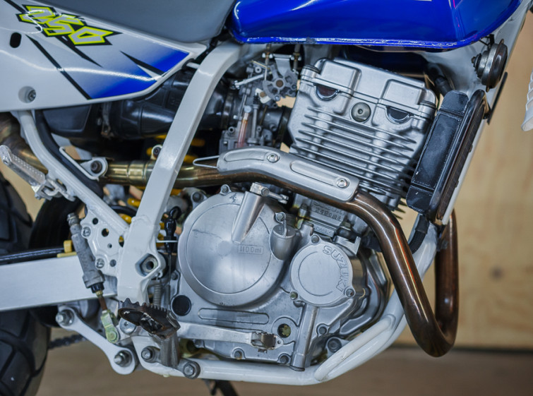 Мотоцикл Suzuki DJEBEL 250 з пробігом 15845 км