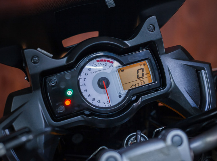 Мотоцикл Kawasaki Versys 650 с пробегом 24647 миль