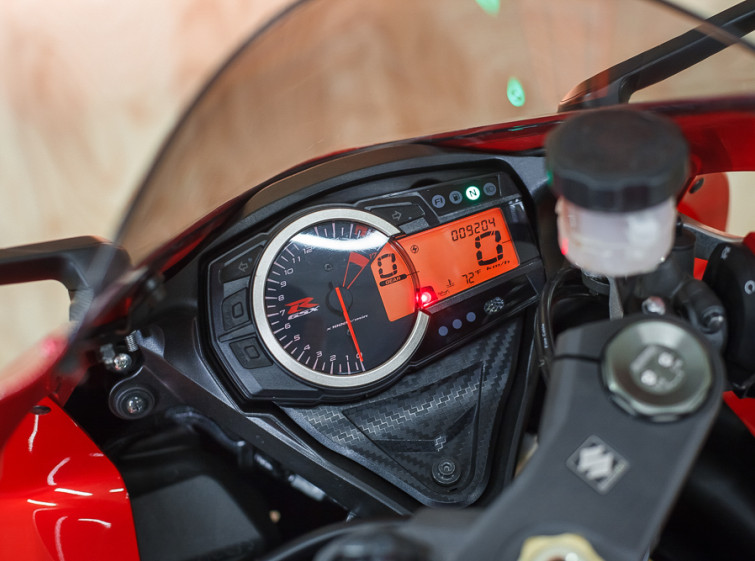 Мотоцикл Suzuki GSX-R 600 с пробегом 14812 км
