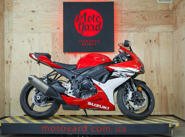 Мотоцикл Suzuki GSX-R 600 с пробегом 14812 км