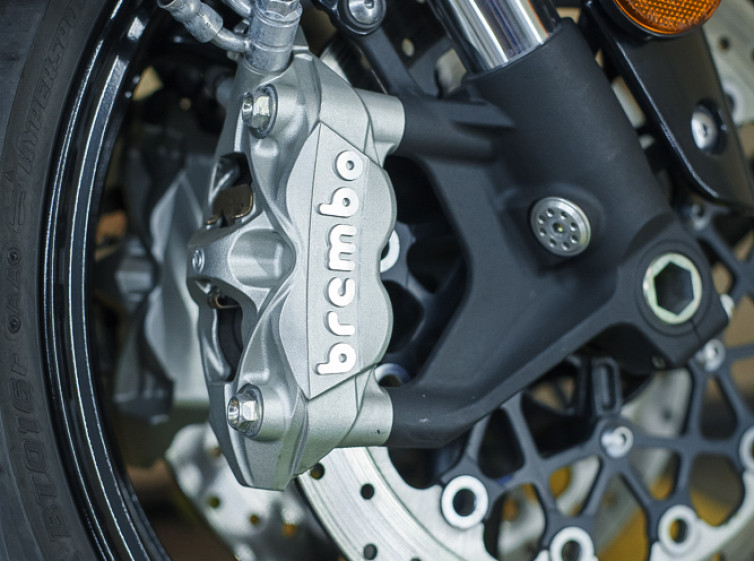 Мотоцикл Suzuki GSX-R 600 с пробегом 14812 км