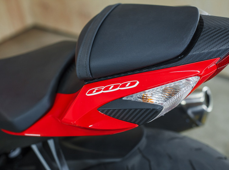 Мотоцикл Suzuki GSX-R 600 с пробегом 14812 км