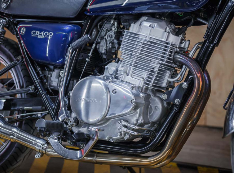 Мотоцикл Honda CB400SS-E с пробегом 16267 км