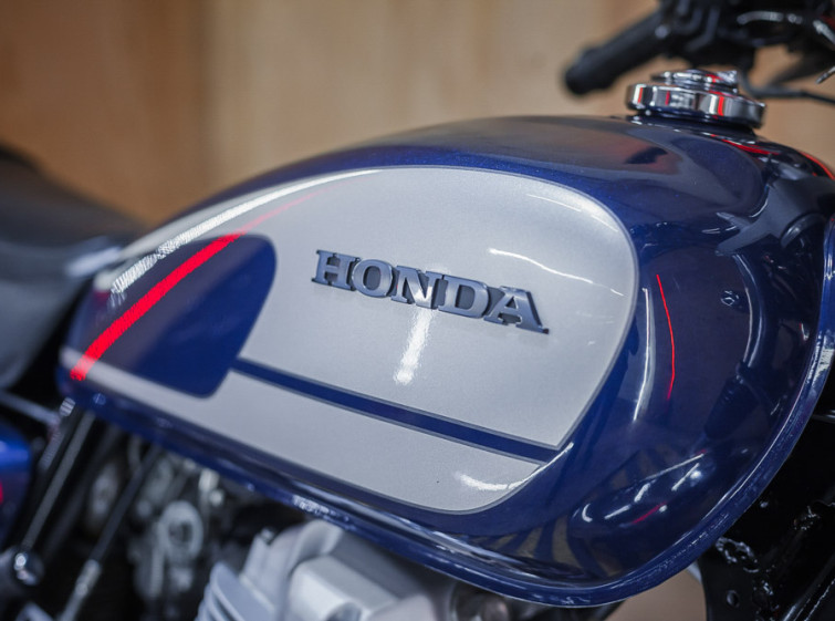 Мотоцикл Honda CB400SS-E с пробегом 16267 км