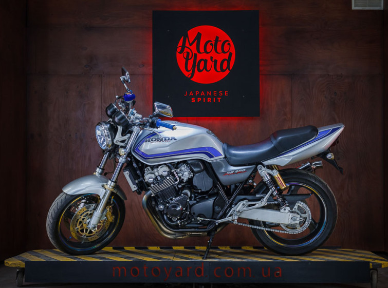 Мотоцикл Honda CB 400 SF с пробегом 23216 км