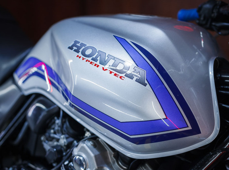 Мотоцикл Honda CB 400 SF с пробегом 23216 км