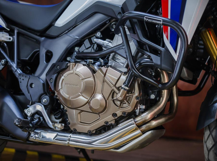 Мотоцикл Honda Africa Twin CRF 1000L ABS с пробегом 2655 км