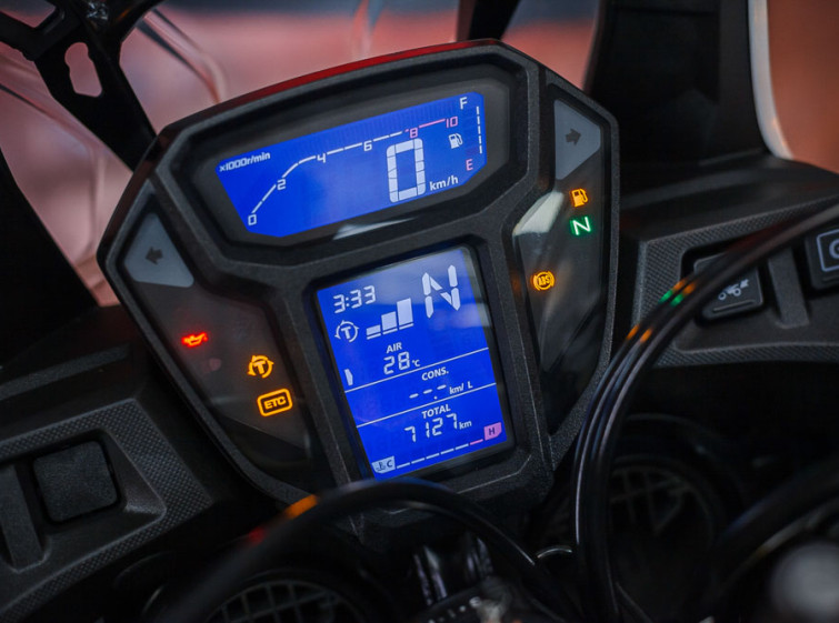 Мотоцикл Honda Africa Twin CRF 1000L ABS Dual Cluch Автомат с пробегом 7127 км