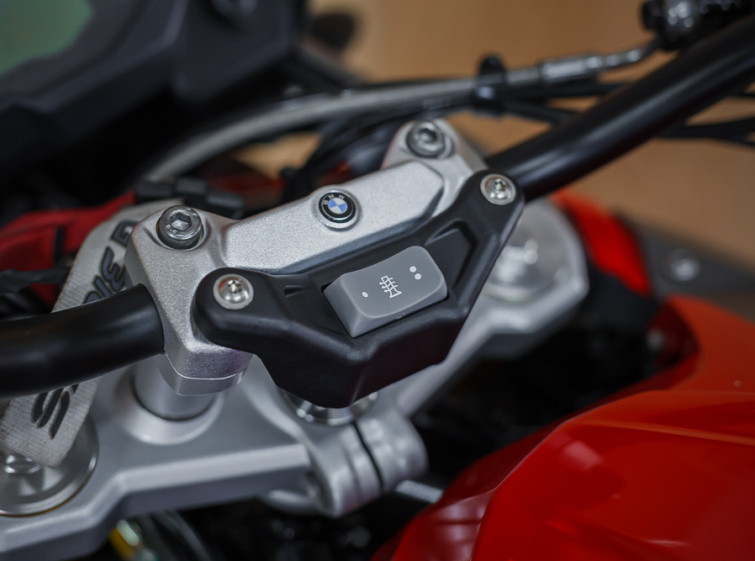 Мотоцикл BMW G310 GS з пробігом 9890 км