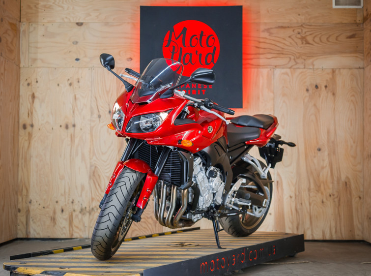 Мотоцикл Yamaha FZ1 Fazer с пробегом 13755 км
