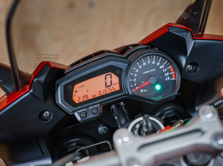 Мотоцикл Yamaha FZ1 Fazer с пробегом 13755 км