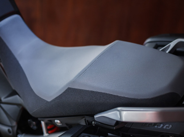 Мотоцикл Suzuki V-Strom DL1000 Traction ABS с пробегом 13115 км