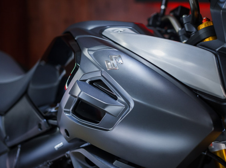 Мотоцикл Suzuki V-Strom DL1000 Traction ABS с пробегом 13115 км