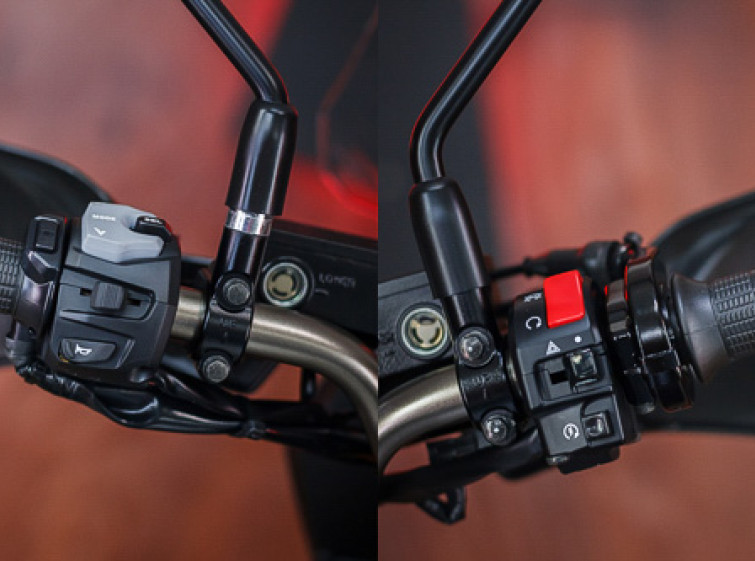 Мотоцикл Suzuki V-Strom DL1000 Traction ABS с пробегом 13115 км