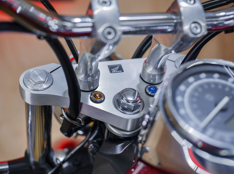 Мотоцикл Honda Shadow 400 CUSTOM инжектор с пробегом 24575 км