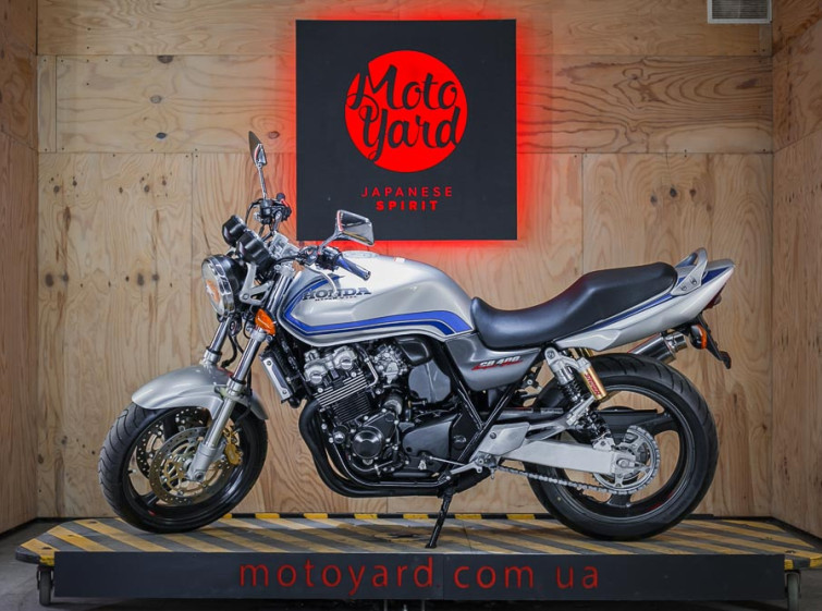 Мотоцикл Honda CB 400 SF с пробегом 23359 км