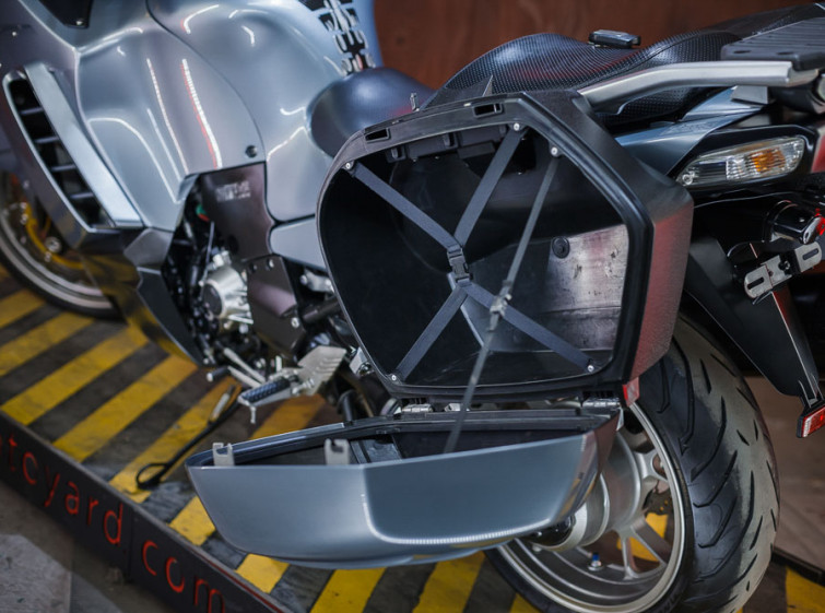 Мотоцикл Kawasaki GTR 1400 ABS з пробігом 19775 км