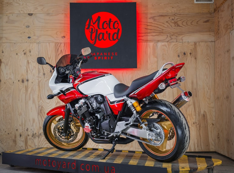 Мотоцикл Honda CB400 SF с пробегом 17281 км