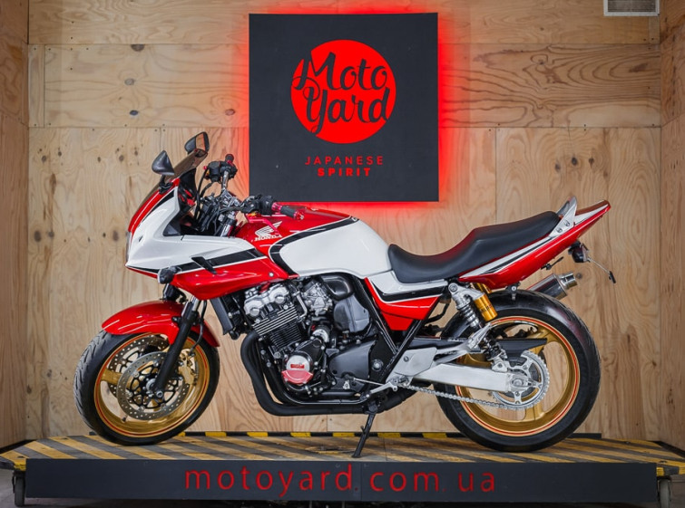 Мотоцикл Honda CB400 SF с пробегом 17281 км