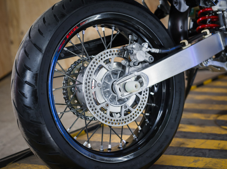 Мотоцикл Suzuki Drz400sm с пробегом 23148 км