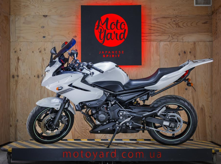 Мотоцикл Yamaha XJ6 Diversion ABS с пробегом 14050 км
