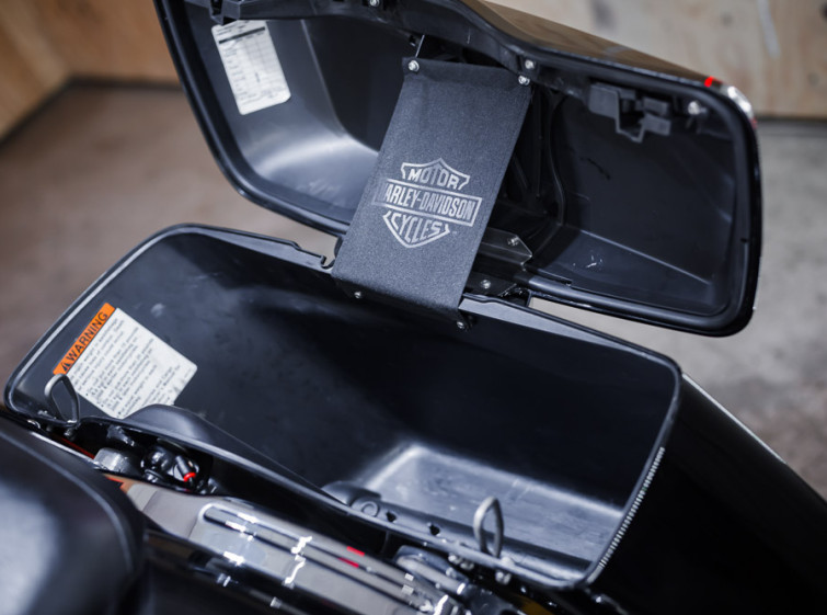 Мотоцикл Harley-Davidson Road Glide с пробегом 3608 миль