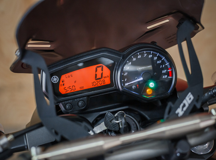 Мотоцикл Yamaha XJ6 Diversion с пробегом 10208 км