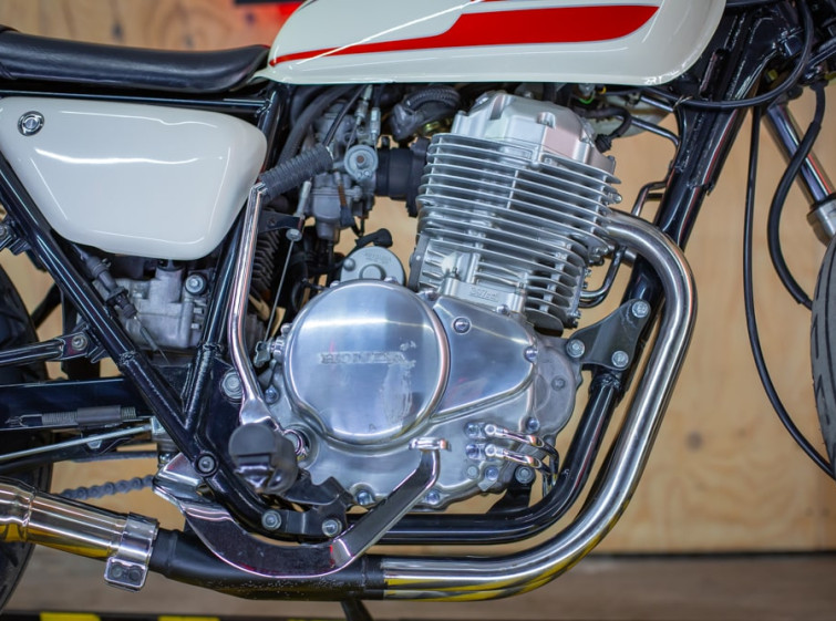 Мотоцикл Honda CB400SS-E с пробегом 28198 км