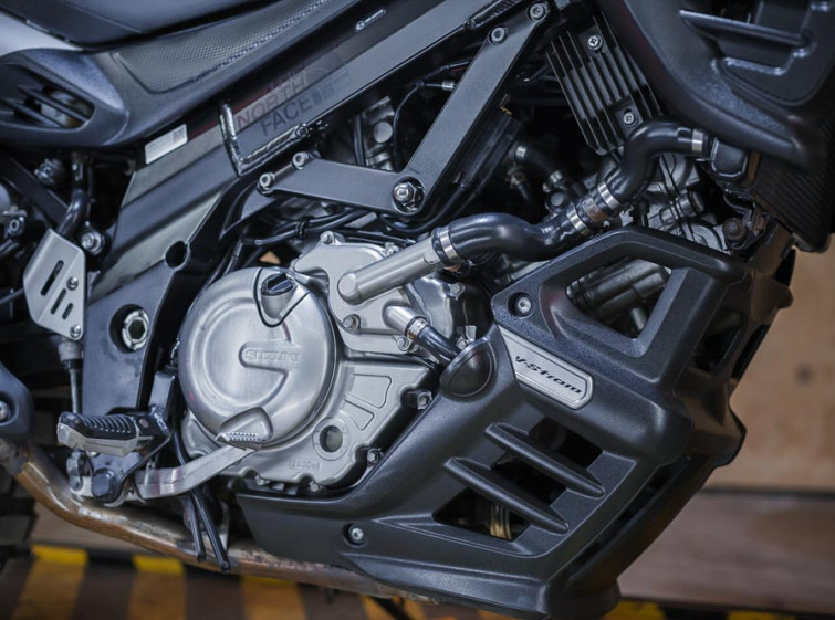 Мотоцикл Suzuki V-Strom DL650 ABS с пробегом 15093 км