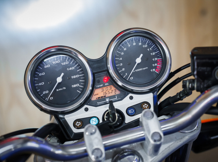 Мотоцикл Honda CB400SF с пробегом 16523 км