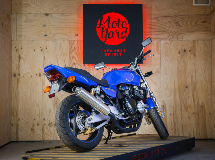 Мотоцикл Honda CB400SF с пробегом 16523 км